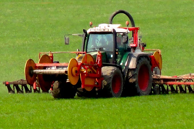 Gülleausbringung mit modernem Schlauchsystem - Foto: Gouwenaar